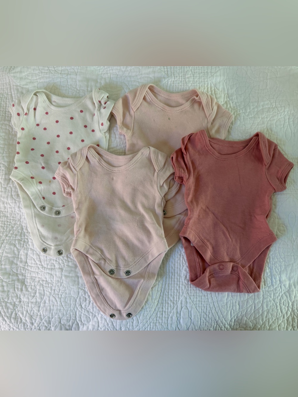 Primark Baby Newborn Bodysuit Set in Pink, Cream and Rose
